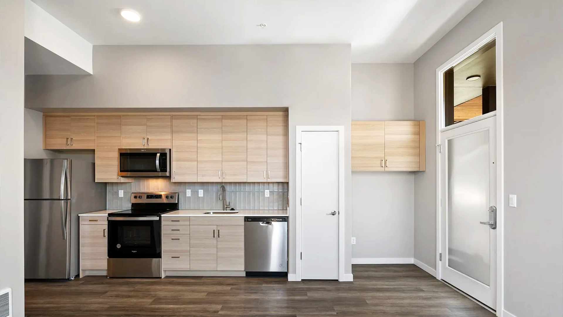 069 – Photo – Kitchen